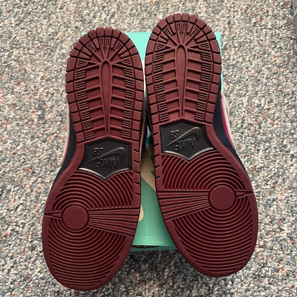 Nike sb mens dunk low size 12 true berry red grey blue 2019 dead stock new - Picture 4 of 12